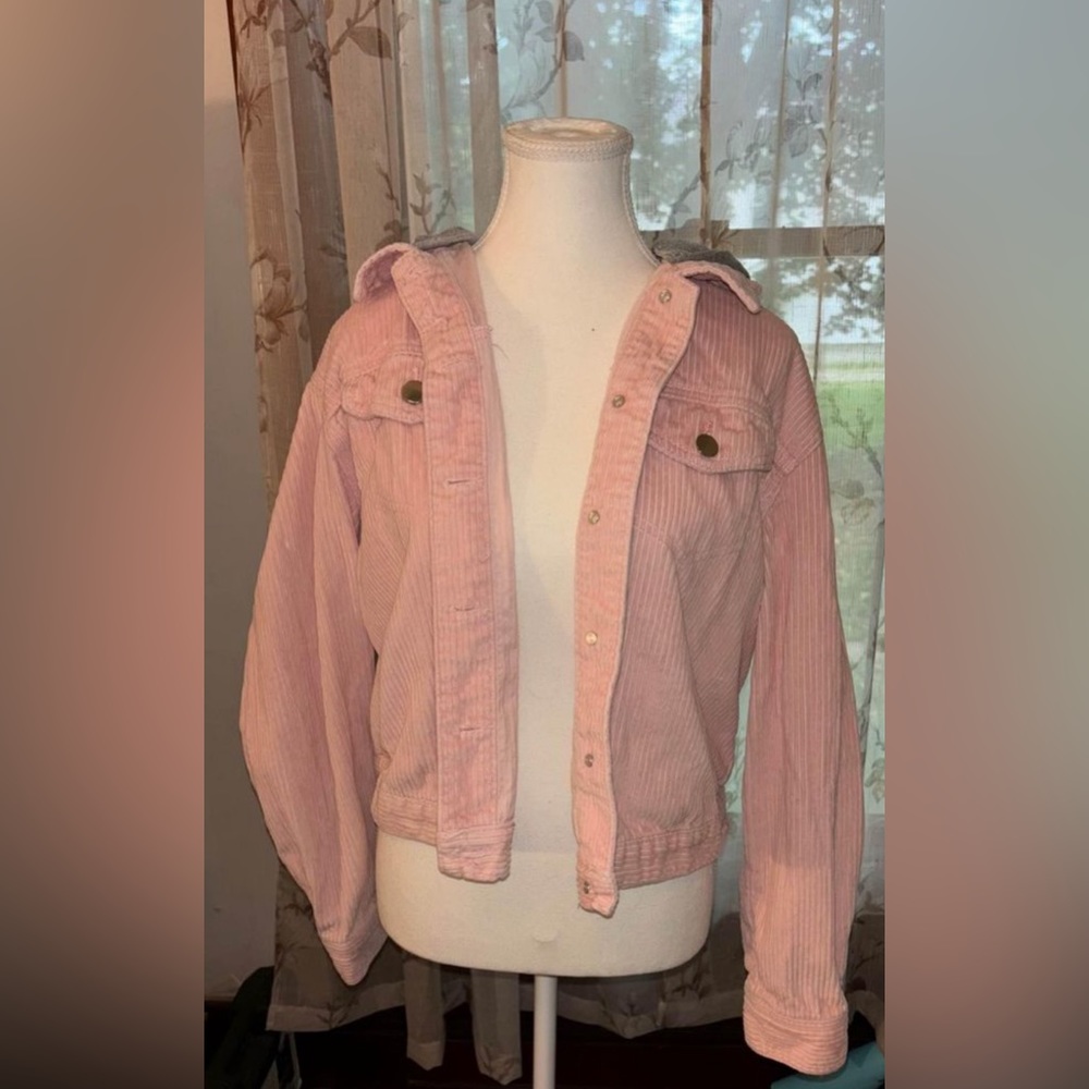 NO BOUNDARIES HOODED JACKET PINK SIZE XL.   (0490)